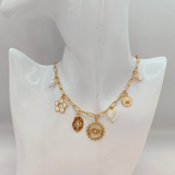 COLLIER SARA